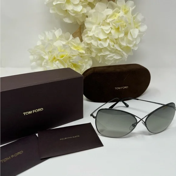 💯Authentic TOM FORD butterfly metallic Collette sunglasses TF 250 Gradient - Picture 1 of 3